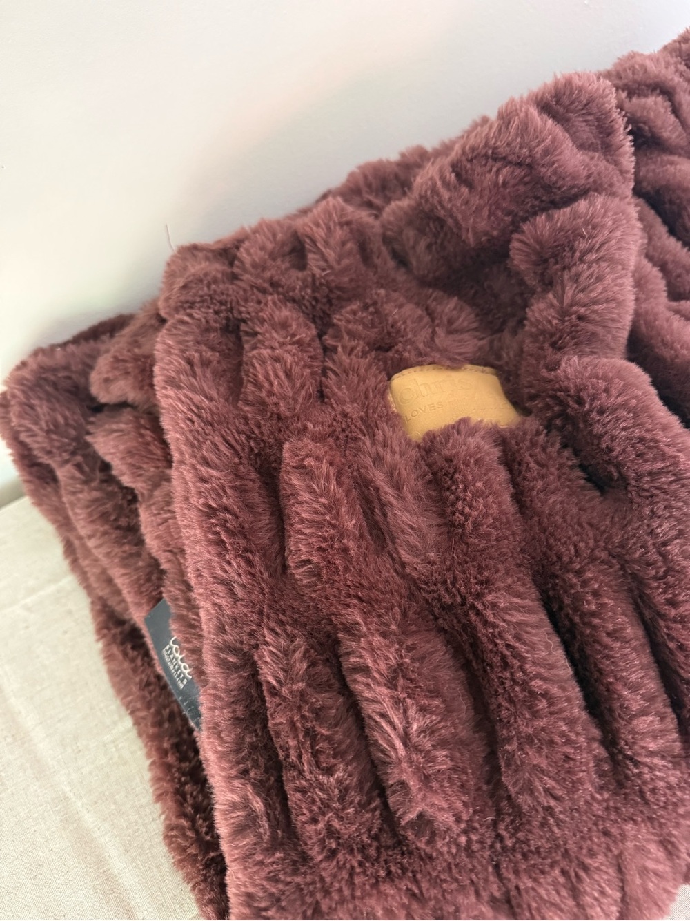 Medium Lola Blanket - Chris Loves Julia Collaboration - Picture 6 of 6